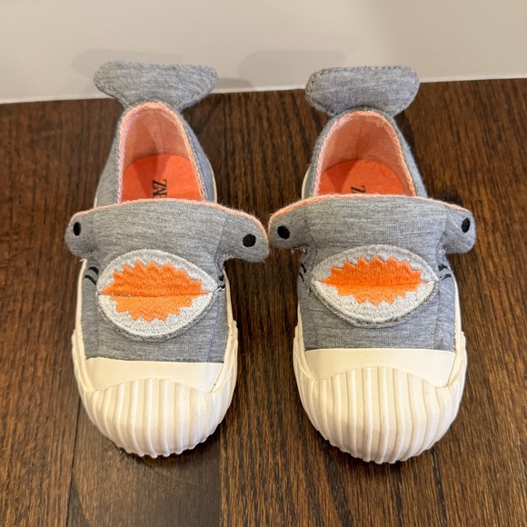 Zara Shark Sneaker Shoes - Baby/Toddler Boy - 4.5 - EU20 - Gray - Picture 1 of 5